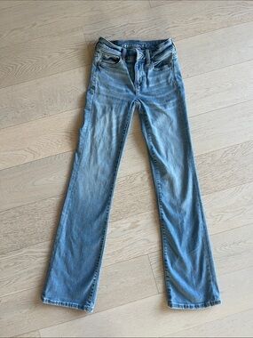 American Eagle Outfitters Light Wash Wide Leg Jeans